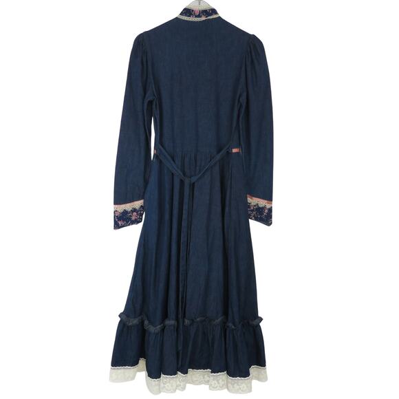 1970s Gunne Sax Vintage Blue Denim Calico Floral Trim Maxi Dress Prairie Dress 3 - Picture 5 of 12